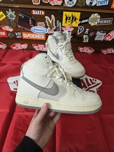 Nike Air Force 1 High '07 LV8 SZ US 8.5 MENS Vintage Sail Medium Grey - Picture 1 of 9