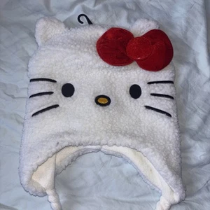 Sanrio Hello Kitty Red and white Bow Beanie Hat Cap Girls Teen - Picture 1 of 3
