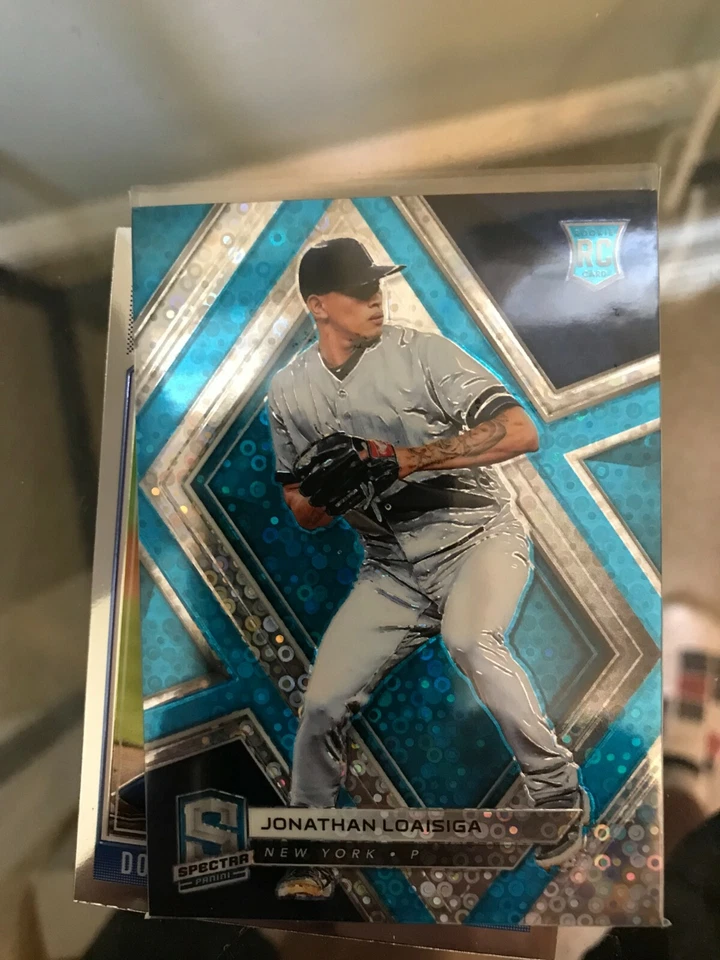 Jonathan Loaisiga 2019 Panini Chronicles Spectra Neon Blue Prizm RC 24/99 - Image 1 of 1