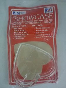 Ramco Arts Showcase Paper Weight Coaster Clear Acrylic Heart - Picture 1 of 2