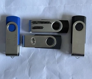 4x USB memory sticks - Afbeelding 1 van 1