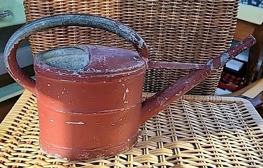 Arrosoir En Acier Galvanisée D'une Contenance De 4L