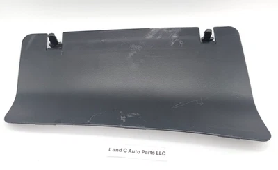 00-04 Cadillac Deville RH - Puerta de acceso cubierta limpiaparabrisas lateral para pasajeros Foto 1 de 4