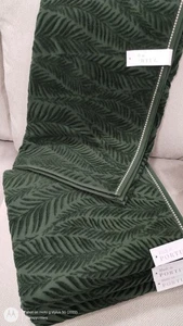 Felpinter Portugal set 2  EMBOSSED FERN BATH TOWELS long Luxury Velour Green NEW - Picture 1 of 21