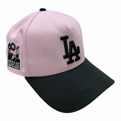 Parche New Era Los Angeles Dodgers 60 Aniversario MLB Negro Rosa SnapBack DEFECTOS Foto 1 de 4