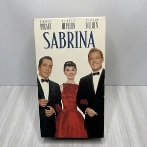 Sabrina (VHS, 1995) Humphrey Bogart, Audrey Hepburn, William Holden - Bild 1 von 5