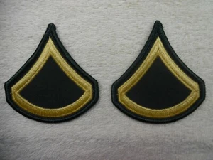 Par de parches privados de rango de uniforme del ejército de primera clase 2-1/2" parche militar mediano C23 - Imagen 1 de 3