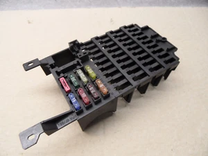 Mercedes Benz W210 W208 Fuse Box 2085450040 - Picture 1 of 3