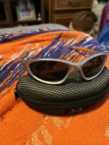 Oakley Sunglasses Twenty X Silver Frames Orange Nose Pieces & Ear Socks - Picture 1 of 10