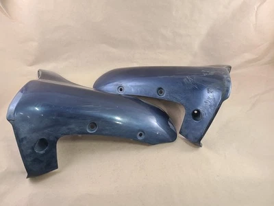 1999 - 2005 OEM Mazda Miata Azul Grande Tupperware Para-choque Traseiro Aba de Lama Spats - Imagem 1 de 4