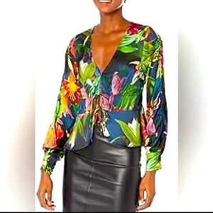 GUESS Damen Langarm Faye Top Neu mit Etikett Gr. S Nutopia Blumenmuster - Bild 1 von 5
