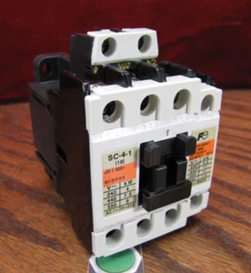 Fuji SC-4-1 Magnetic 32a Contactor with 200-220v coil - Picture 1 of 5