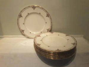 Set of Eight Royal Worcester C990/2 Dinner Plates  ca1915 - Picture 1 of 12
