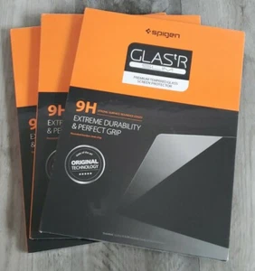 Lenovo Yoga 730 13.3 Tempered Glass Screen Protector Spigen®[Glas.tR Slim] New - Picture 1 of 1