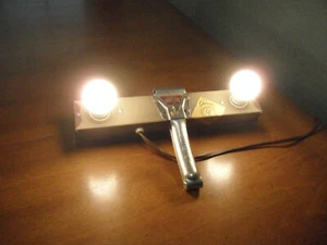 Vintage Acme Lite Mov-E-Lite 2-Bulb Acme-lite Mov-E-Lite Model No. 2 Working - Picture 1 of 12