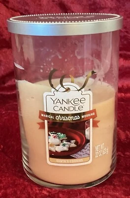 YANKEE CANDLE MÁGICA NAVIDAD MAÑANA SANTA’S GALLETAS PILAR 22oz seminuevo Foto 1 de 3