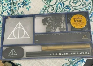 Harry Potter Typo Deathly Hallows desk set - Picture 1 of 3