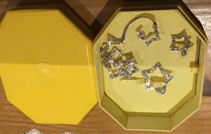 NEW Swarovski Stella Star Earrings 3 piece Silver Stud Clip On Ear Cuffs 5617757 - Bild 1 von 3