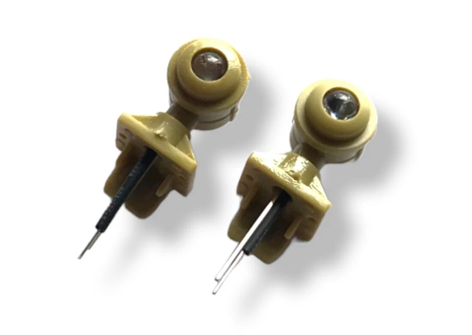 Henglong 1/16 German King Tiger RC Tank Battle Model 3888 Front Light Parts 2pcs - Image 1 of 4