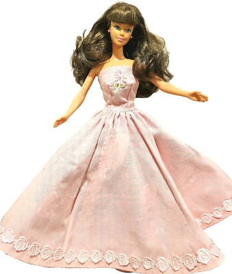 OOAK REVERSIBLE PINK / BLUE GOWN w/ HAT / WRAP/ JEWELRY for MOST BARBIE SZ DOLLS - Image 1 of 4