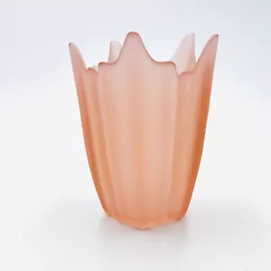 Jarrón vintage de vidrio vikingo satinado rosa arte vidrio pañuelo con etiqueta original - Imagen 1 de 8