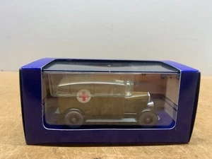 VOITURE TINTIN AMBULANCE DE CHICAGO TINTIN EN AMERIQUE #51 1/43 COMPLET BOITE D8 - Imagen 1 de 7