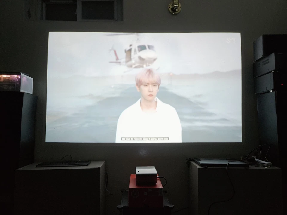 LG PH450UG Portable LED Ultra Short Throw Projector Home Theater Used - Image 1 of 4