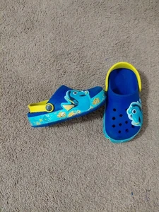 Crocs Disney Pixar Findet Dorie blau Fisch Nemo Kleinkind Größe 11C - Bild 1 von 9