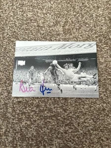 Brian Flynn Signed Wales Photo - Picture 1 of 1