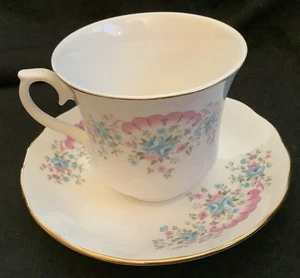 Queen Anne Bone China Tea Cup & Saucer England Pink & Blue Flowers w/Gold Trim - Picture 1 of 7