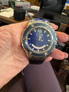 RARE Invicta Reserve 101000 - Picture 1 of 4