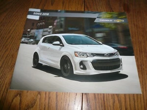 Chevrolet Sonic 2018 folleto de ventas - vintage - Imagen 1 de 6