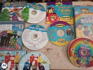 WIGGLES SNACK TIME MOTT,WIGGLY CHRISTMAS&CLASSIC,WAKE UP JEFF CDs&RACING RAINBOW - Picture 1 of 6