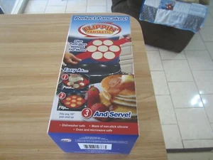FLIPPIN' FANTASTIC PERFECT PANCAKE PAN AS SEEN ON TV - Picture 1 of 3