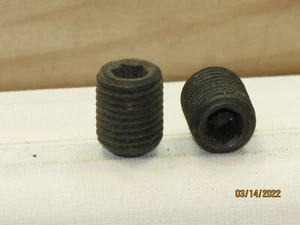 The listing is for:(2)Replacement 3/16 Hex Drive Set Screws 3/8"-24 - Picture 1 of 4