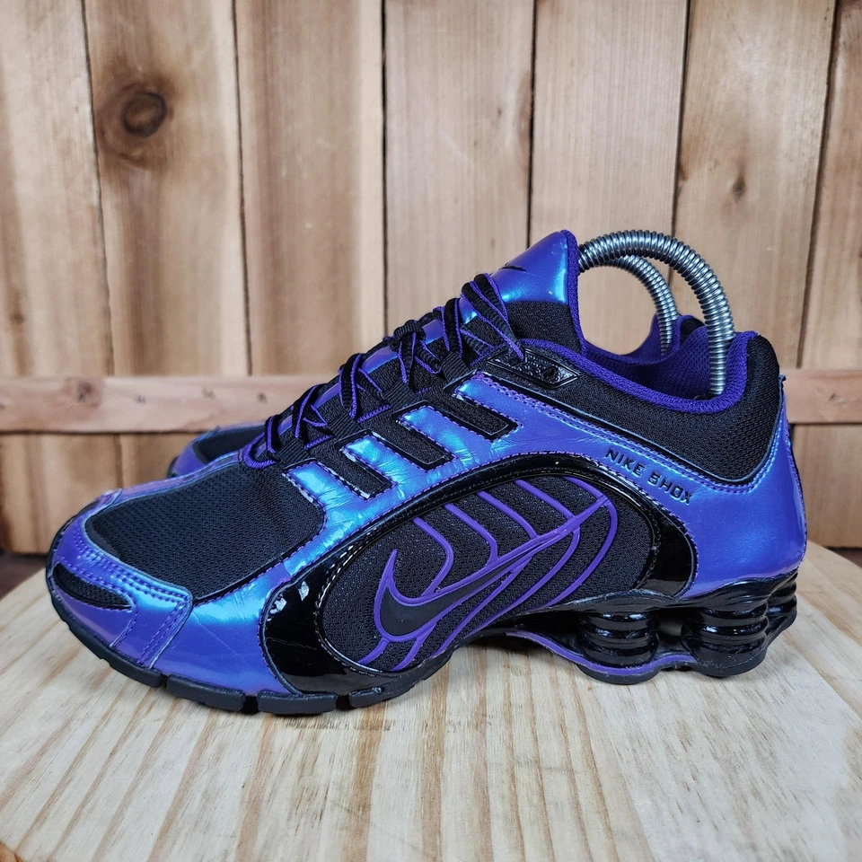 Tênis de corrida Nike Shox Navina feminino 8 preto roxo 2012 356918-055 - Imagem 1 de 4