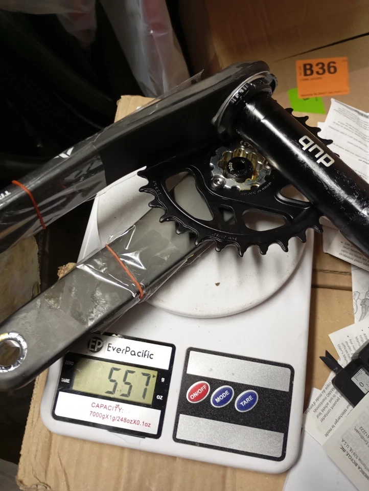 Guarnitura SRAM Descendant Carbon Pedivelle 175mm Perno Dub - Imagen 1 de 4