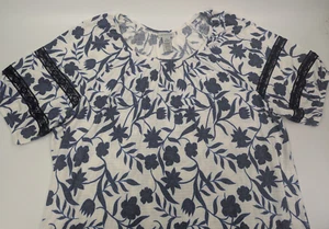 Catherines White Blue Floral Cottagecore Blouse Size Women's Size 1X 18/20W - Picture 1 of 8