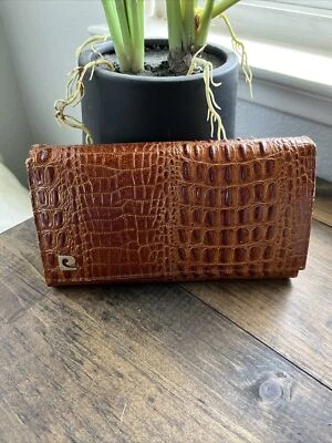 Pierre Cardin vintage alligator woman’s accordion wallet cocoa brown - Image 1 of 4