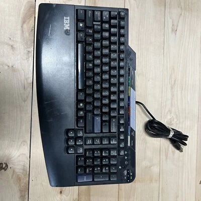 Teclado de escritorio IBM SK-8809 Multimedia USB con cable probado. Funcionando  Foto 1 de 2