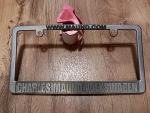 Charles Maund Volkswagen VW, Austin Texas Car Dealer Plastic License Plate Frame - Photo 1 sur 3