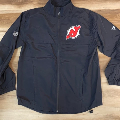 NJ Devils Jacket Mens Medium Fanatics NHL Authentic Pro Windbreaker Mesh Lined Cover
