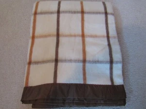 NEW VINTAGE ACRYLIC BLANKET 70"x92" TWIN PLAID BROWN RUST CREAM STEVENS-UTICA ? - Picture 1 of 6