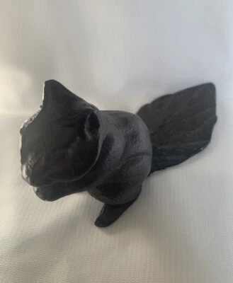 Vintage Squirrel Chipmunk Flat Tail Cast Iron Door Stop Wedge 22.7 Oz & 7” Long - Image 1 of 4