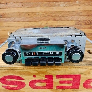 1967 - 1972 Chevy GMC 'TRUCK' Radio, AM 67 68 69 70 71 72 C10 Blazer Working! - Picture 1 of 22