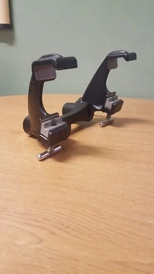 Adaptador de accesorios de mesa quirúrgica Foto 1 de 4