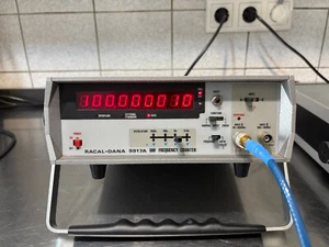 Racal Dana 9917A Licznik częstotliwości / Licznik uniwersalny / Gwarancja 560 MHz - Zdjęcie 1 z 8