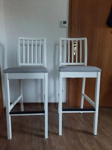 Zwei IKEA EKEDALEN Barhocker weiß/hellgrau - Bild 1 von 13