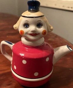 Porcelain teapot USSR "Vanyushka" Korosten Soviet vintage rare - Picture 1 of 7