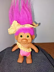Vintage 1991 TNT Ace Troll 5" capelli rosa/costume da bagno - Foto 1 di 2